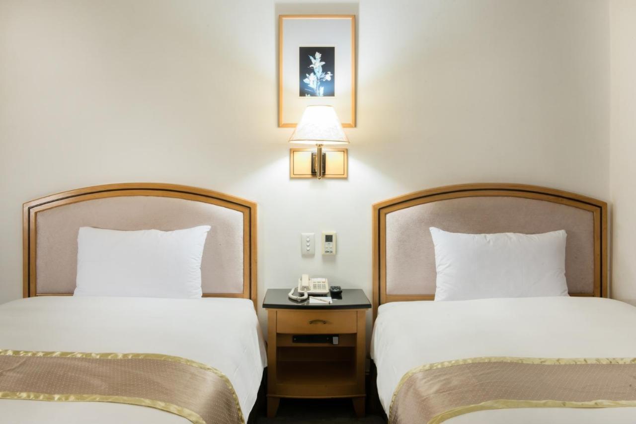 Hometel Hotel גאושיונג מראה חיצוני תמונה