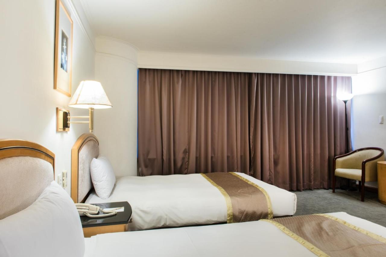 Hometel Hotel גאושיונג מראה חיצוני תמונה